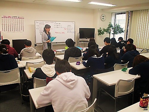 ビジコミ1・2年 1.jpg