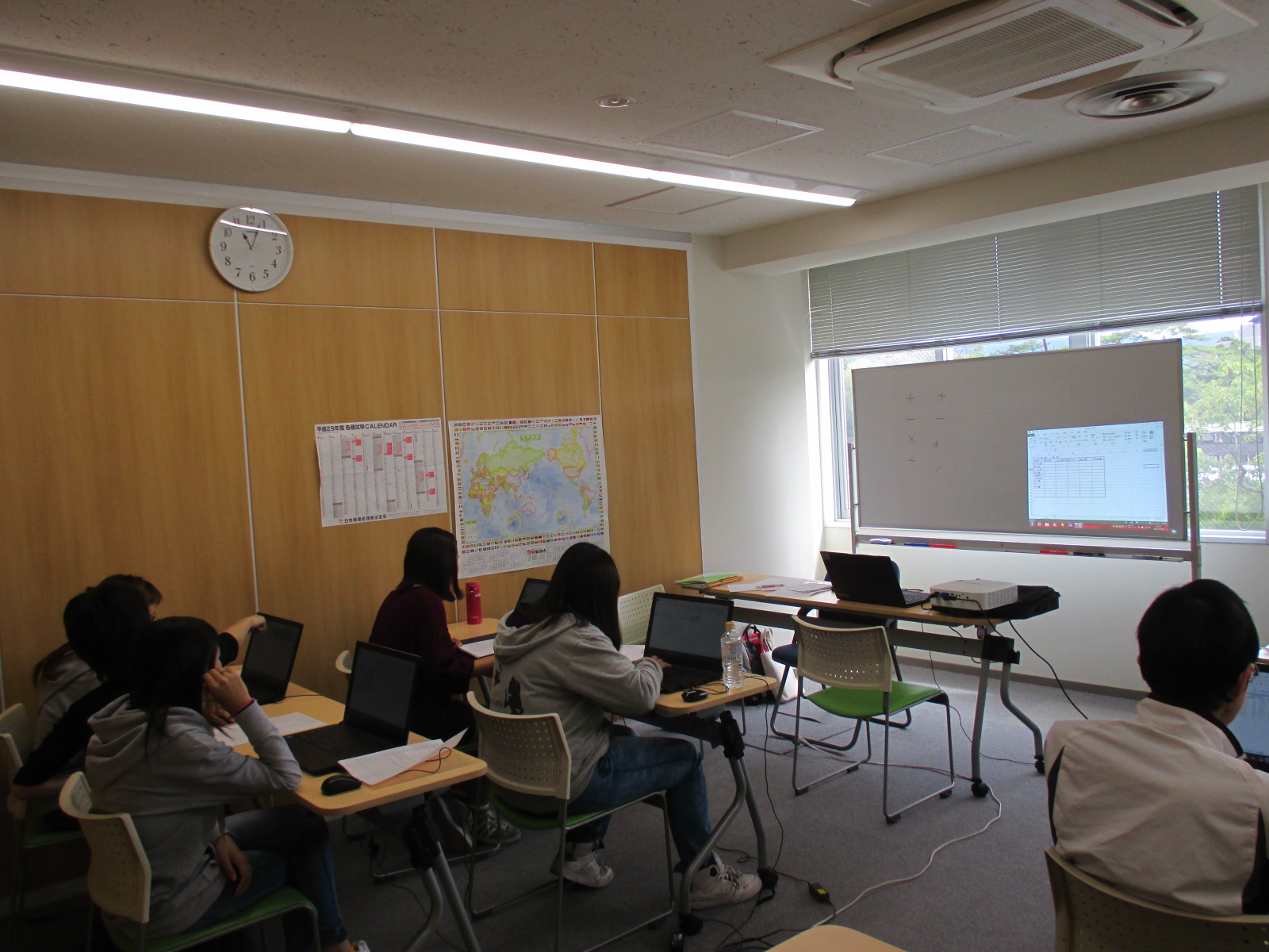http://www.hchs.ed.jp/campus/takamatsu/images/pc%EF%BD%B8%EF%BE%97%EF%BD%BD003.JPG