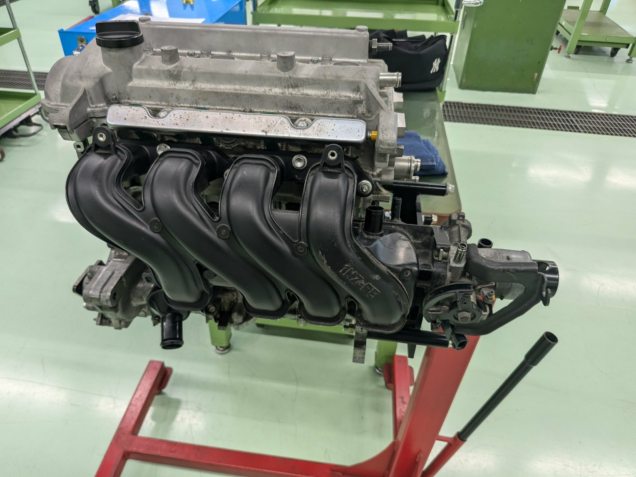 GbcPCc6asAA9lx8.jpg
