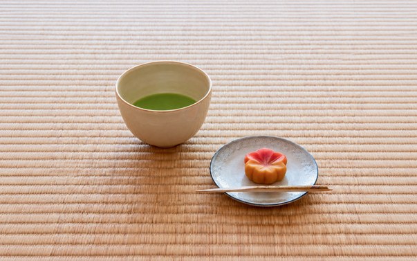 お茶をいただく作法