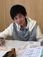 関 佳隆 くん