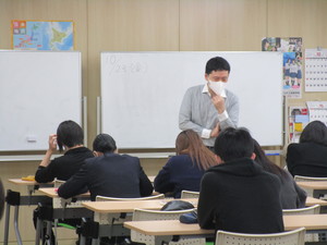 【秋葉原】進学LHRのようす