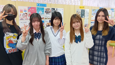 HC秋葉原 生徒会メンバーにGWなにしてたか、 聞いてみた！ (プレゼンテーション).png