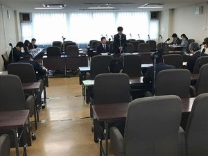 市議会にて支援要請！