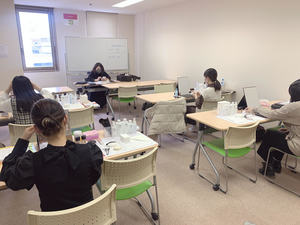 【浜松】メイク・美容コースの授業がありました！