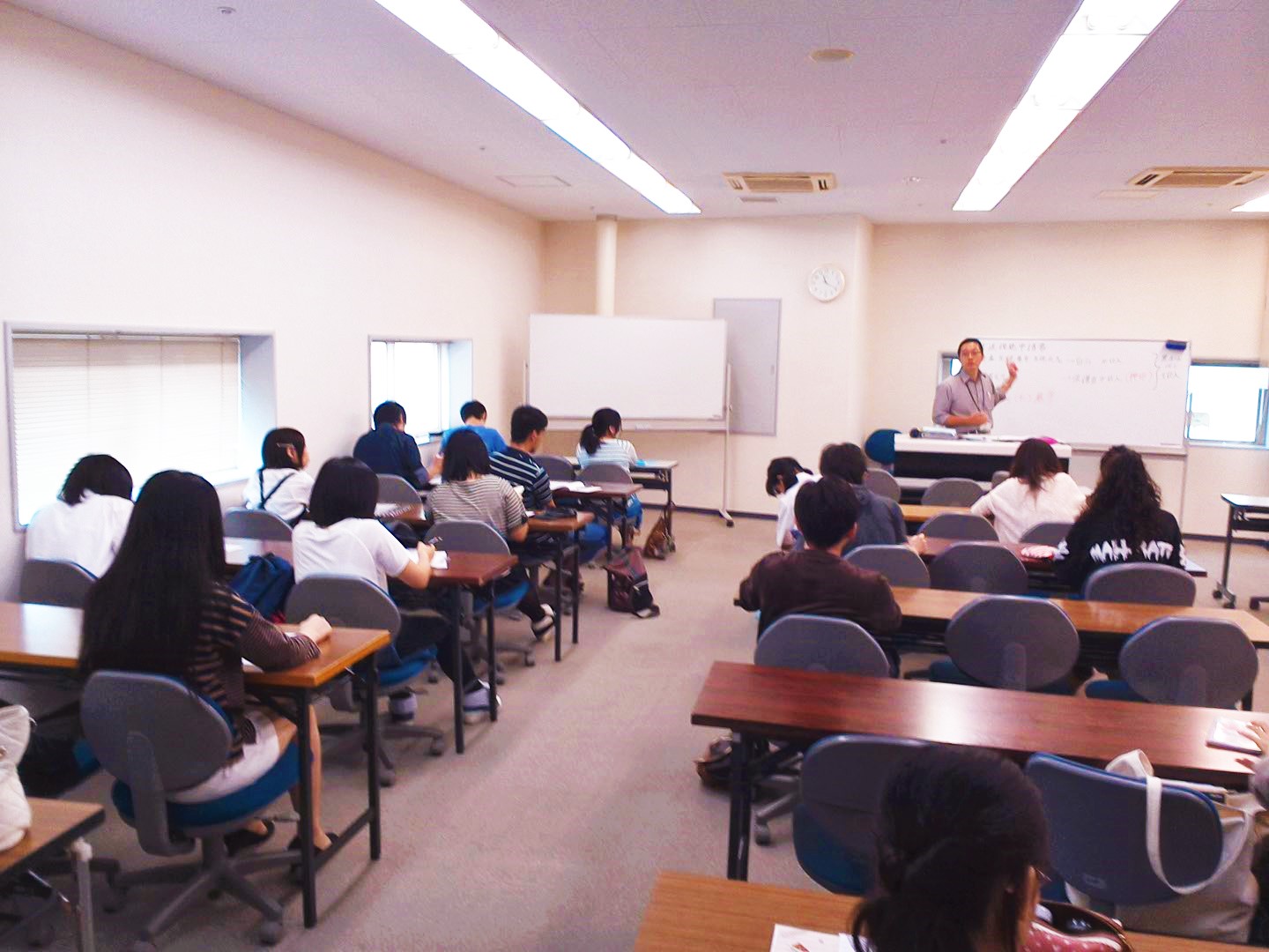 http://www.hchs.ed.jp/campus/kobe/images/%E5%BE%8C%E6%9C%9F%E3%82%AC%E3 ...