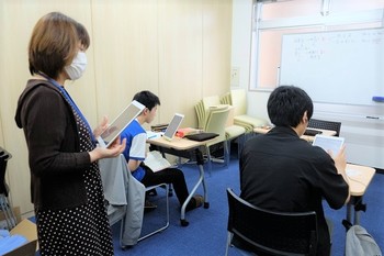 【熊本】AI大学進学コース：AI教材利用の様子
