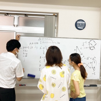 【熊本】本日の一コマ「数学勉強中」