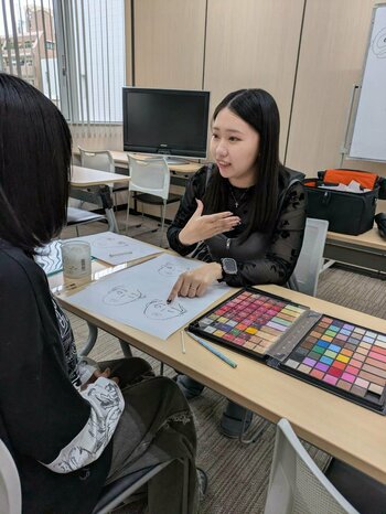 【熊本】卒業生がオープンスクールの講師として来てくれました