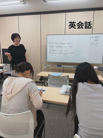 【熊本】英会話専攻の授業風景