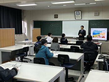 【熊本】中学校で学校説明会を行っています！