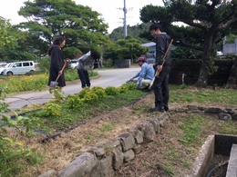 【名護本校】緑と花でいっぱいに