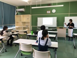【名護本校】心理・コミュニケーション体験授業