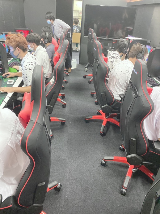 職業体験　e-sports　全体.jpeg