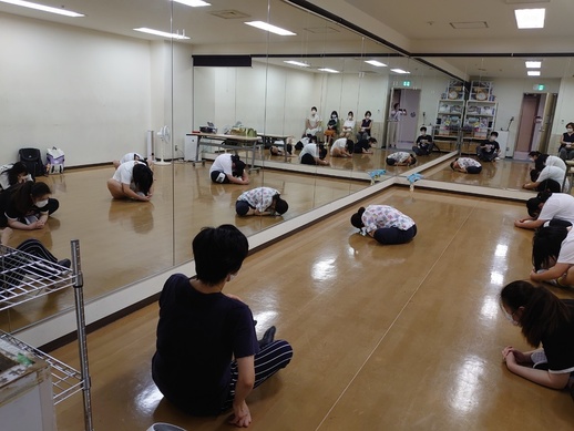 K-POP ストレッチ.jpeg