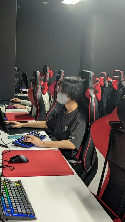 eスポ―ツ１.jpg