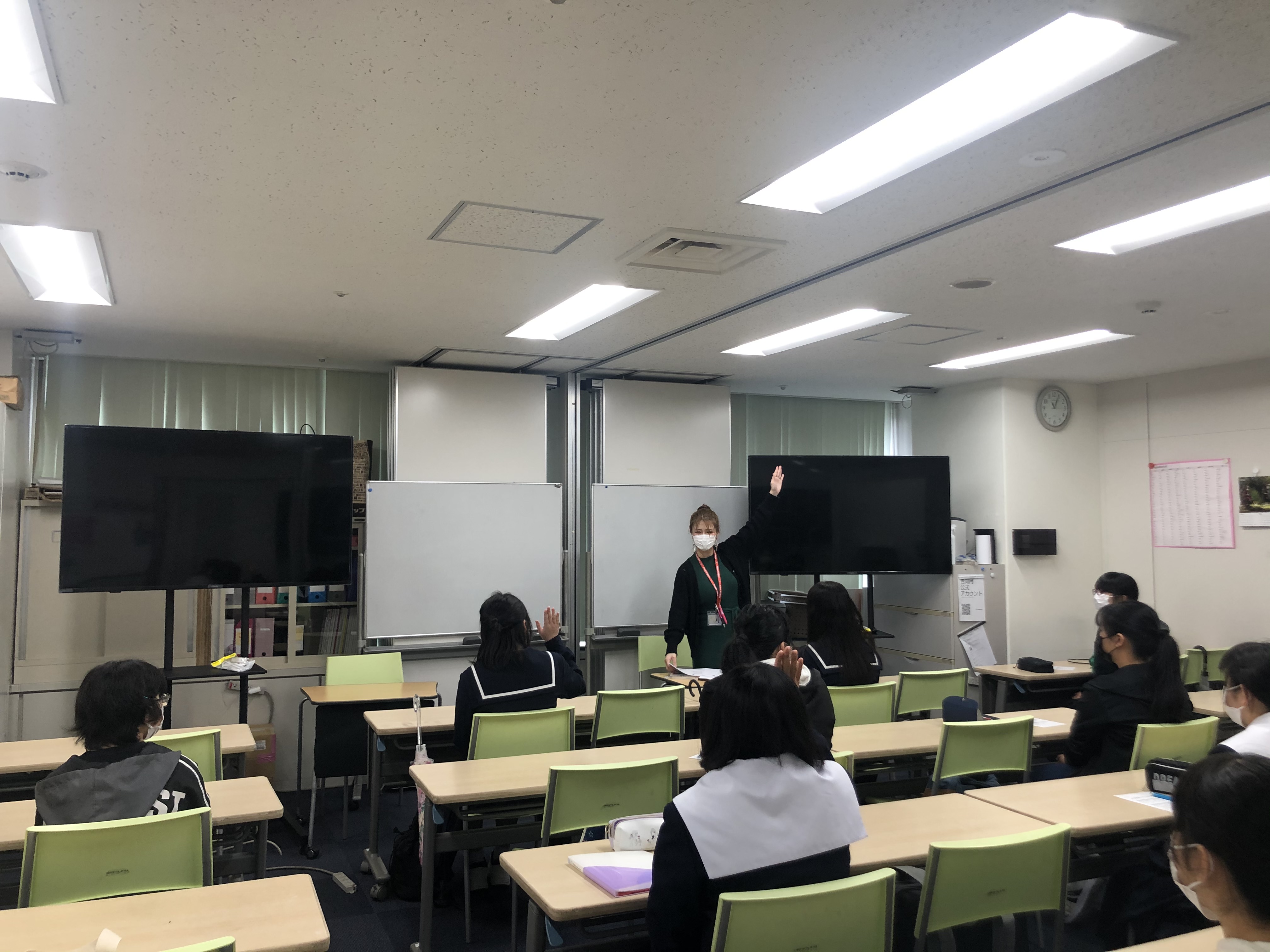 https://www.hchs.ed.jp/campus/nagoya/images/%E3%83%AC%E3%83%9D%E3%83%BC%E3%83%88%E4%BD%93%E9%A8%93%E2%91%A1.jpg