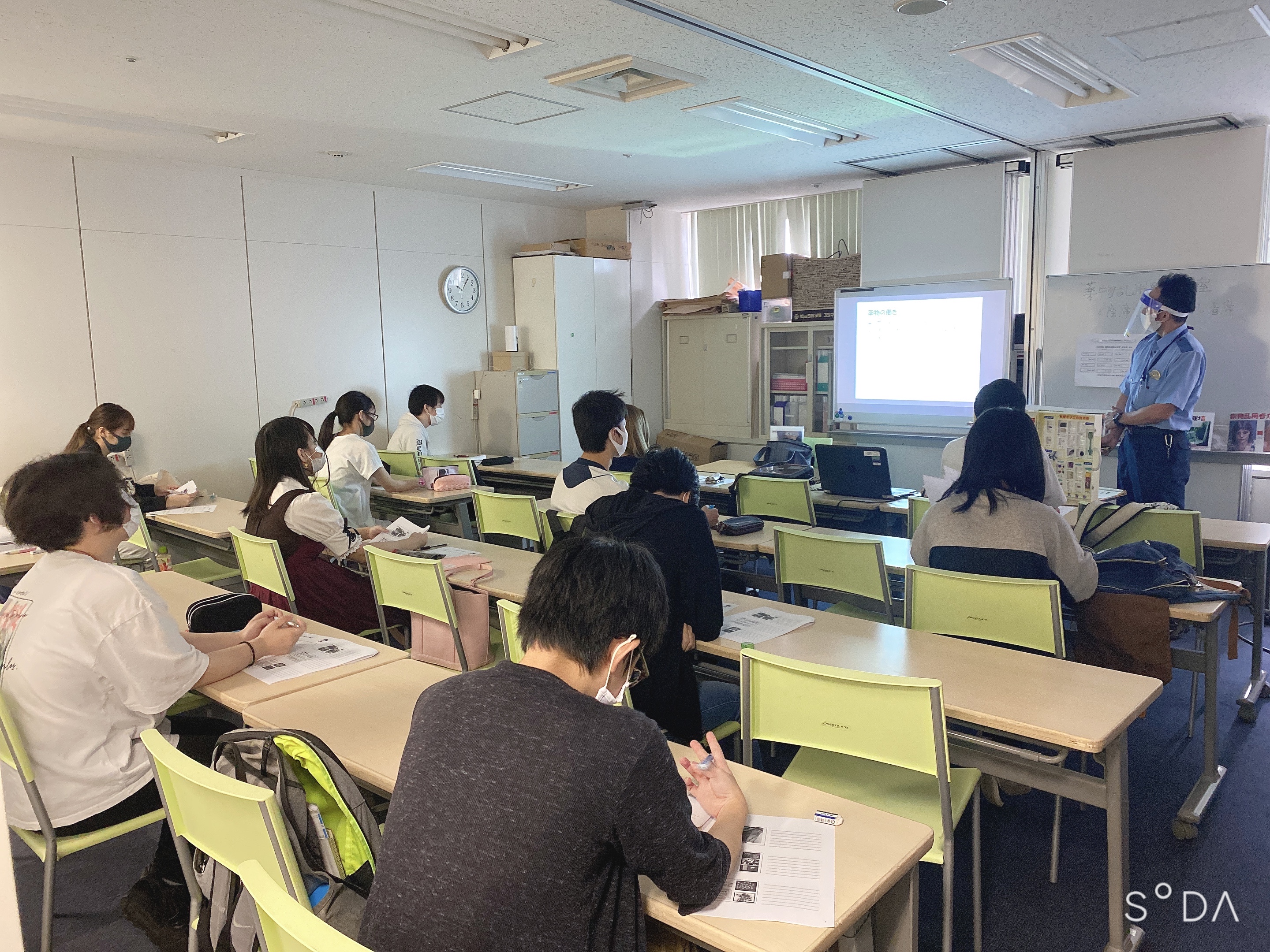 https://www.hchs.ed.jp/campus/nagoya/images/%E5%8F%B3%E3%81%8B%E3%82%89%E5%9B%B3%E3%80%80.jpeg