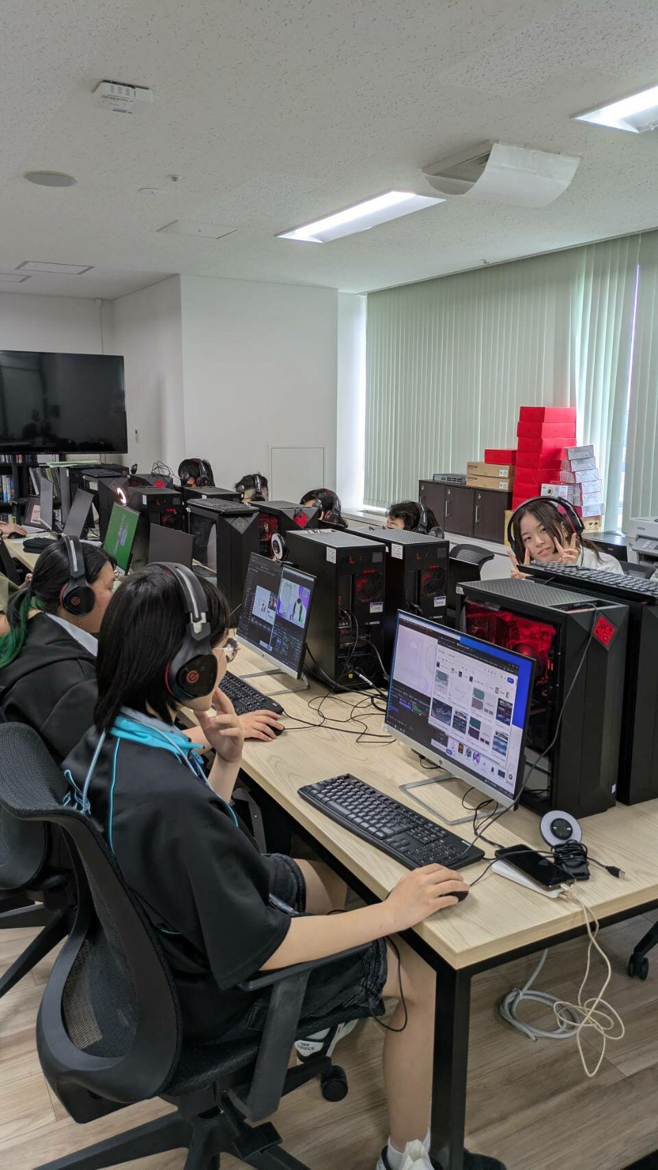 https://www.hchs.ed.jp/campus/nagoya/images/0dd24062e39485c0c976d3eba35b36f1852ab209.jpg