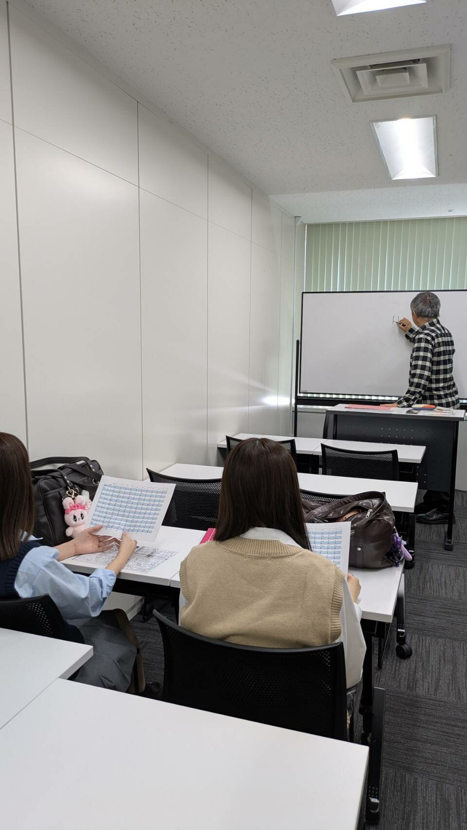 https://www.hchs.ed.jp/campus/nagoya/images/2b2ee3d2bb393e68f746f3ea227874743e6b0059.jpg