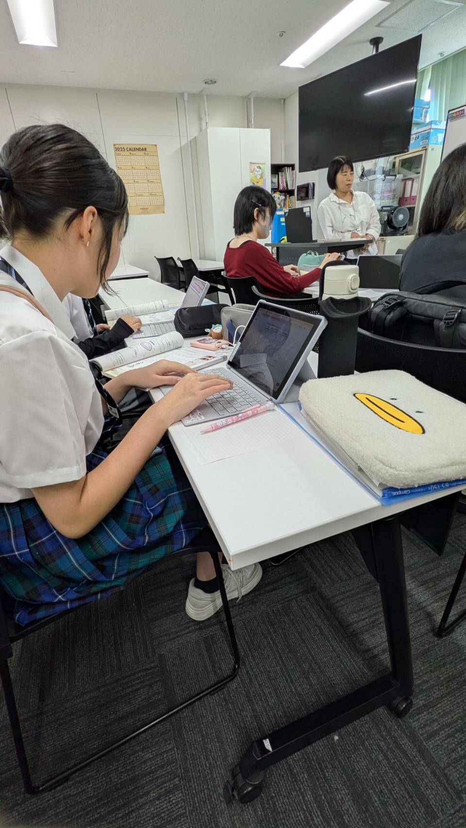https://www.hchs.ed.jp/campus/nagoya/images/316d840fa272fcdf4e8fcdbe7319f7139a39643e.jpg