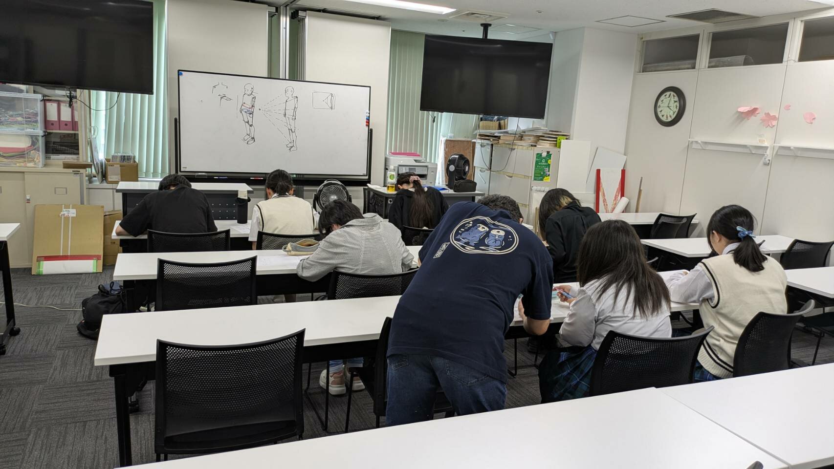https://www.hchs.ed.jp/campus/nagoya/images/60c3bc724b48d15e57fa59f9c0a5dd7fa1c54bfb.jpg