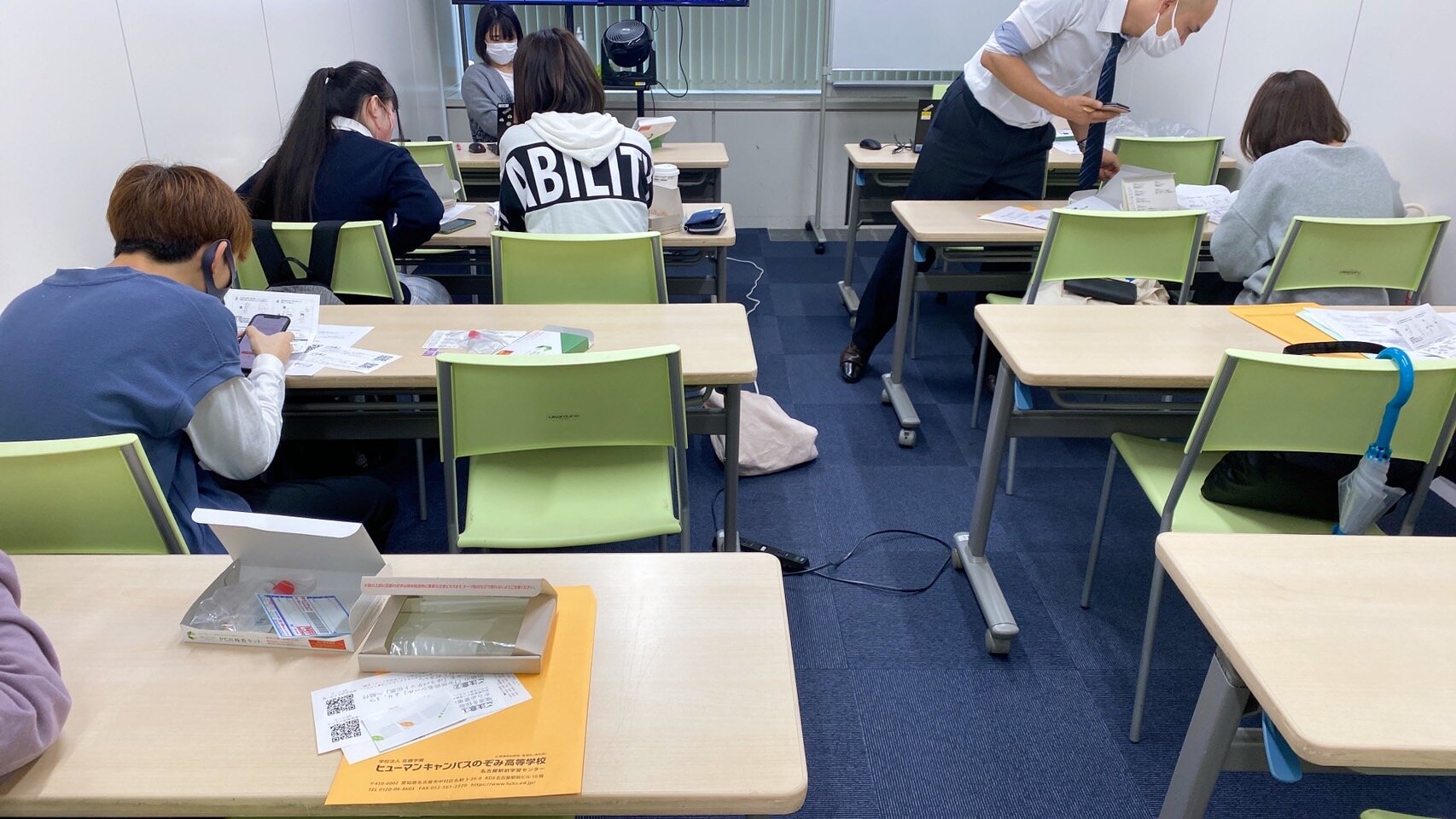 https://www.hchs.ed.jp/campus/nagoya/images/ba9f13b4ae2a7613e0d098aabd724391c84b5cd8.jpg