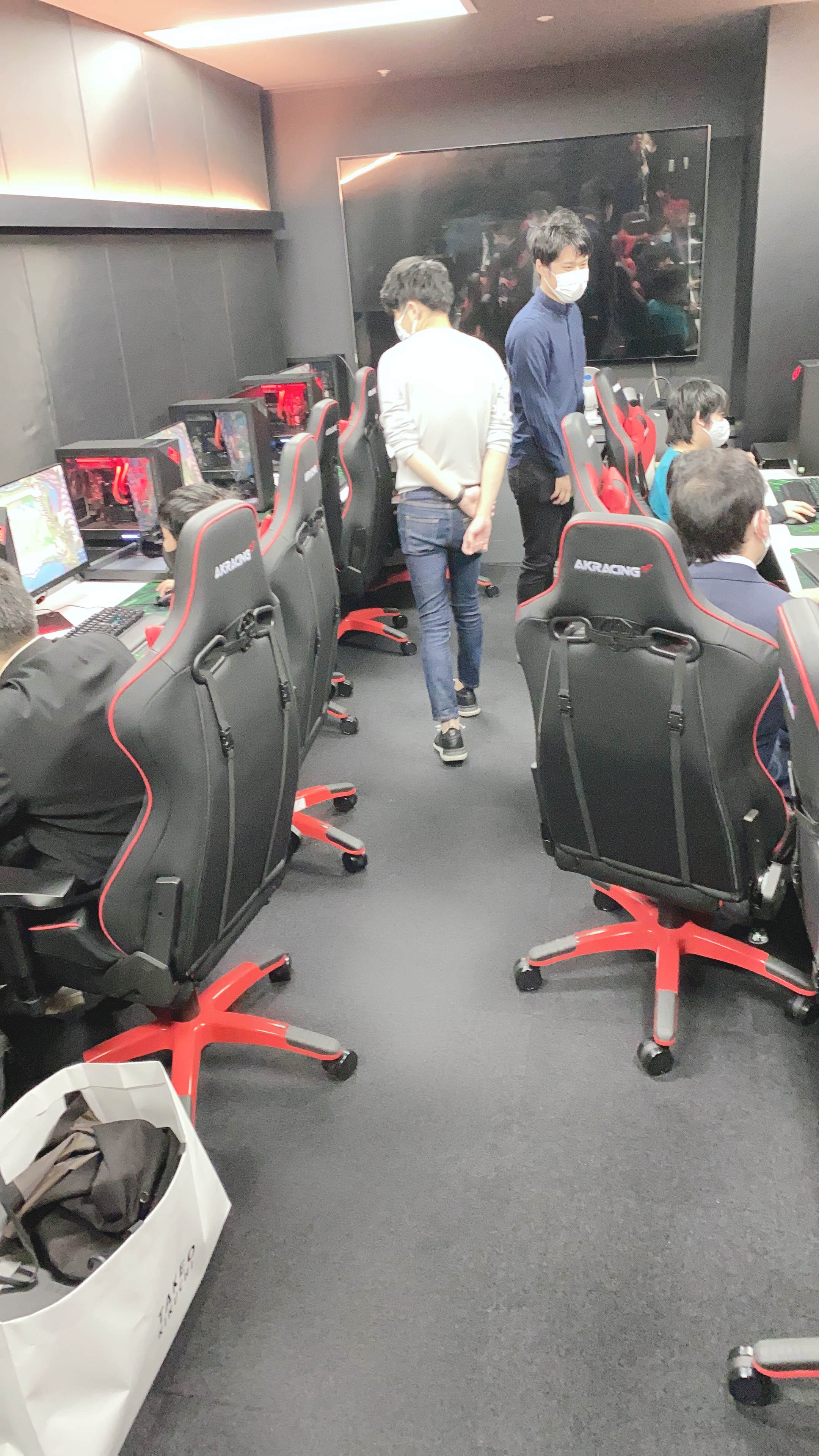 https://www.hchs.ed.jp/campus/nagoya/images/esports%E3%80%80%E5%85%A8%E4%BD%93.jpeg