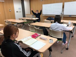 【名古屋】韓国語専攻☆不規則変化について学ぶ...！