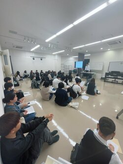 【沖縄・那覇】4月はじめの2年生オリエンテーションの様子