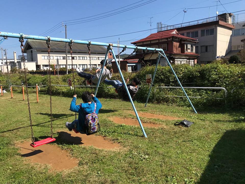 【十日町】公園散策シリーズ（ブランコとお馬さん！編）