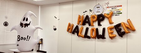 【大宮東口】ぜひ見てください！生徒と一緒に校舎をハロウィン仕様にしました☆★