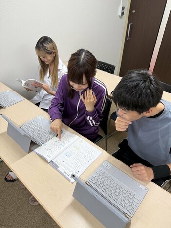  【大宮】明日はレポート提出日✍