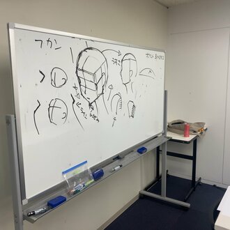 【大阪心斎橋】イラストサークルの様子をお届け💛　～アオリ・フカン編～