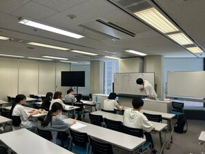 【大阪心斎橋】イラスト体験授業　～男女の描き分け～