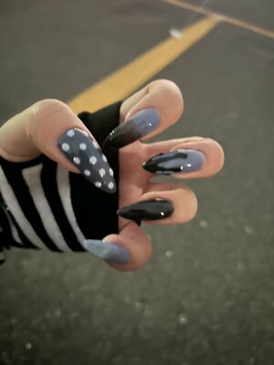 line_oa_chat_260711_174629_group_4.jpg