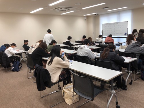 【なんば】後期単位認定試験一日目☆