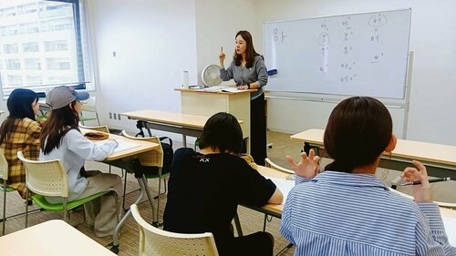 【なんば】韓国語専攻🍀授業スタート🎉