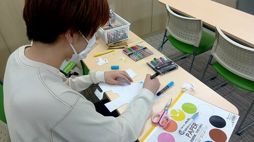 【なんば】切ったり貼ったり描いたり✂️🖌️
