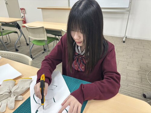 【なんば】OCATを彩る「飾りづくり」がスタートしました！🎨✨