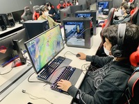 eスポ体験1.jpg