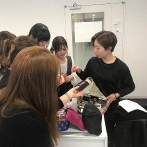 【仙台】ヘアメイク＆ファッション業界で活躍中の先輩に話を聞きました