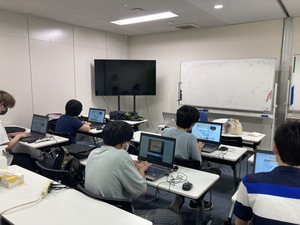 【静岡】ゲーム・アニメ・プログラミングの授業