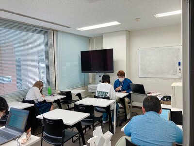 【静岡駅前】もうすぐレポート提出の締め切りです！