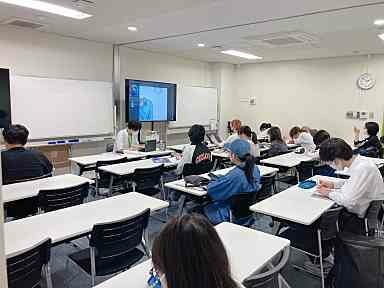 【静岡駅前】イラスト・マンガコースの授業の様子♪