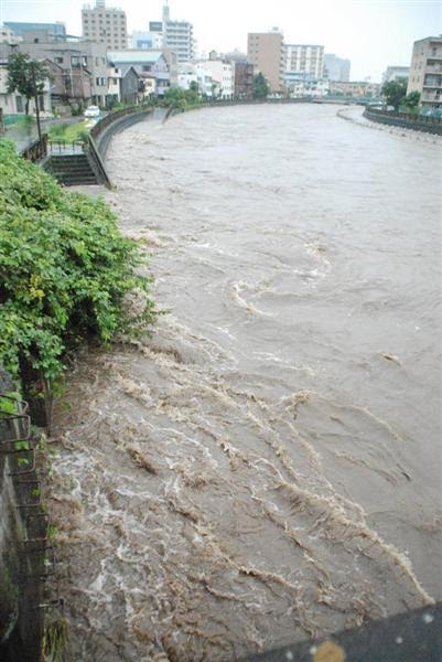 栃木県は記録的な大雨が・・・　(-_-)/