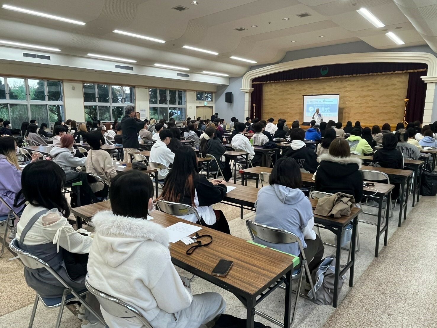 https://www.hchs.ed.jp/campus/yokkaichi/images/145a7da36b5a3254e9929e2cbd0b80abe2a33606.jpg
