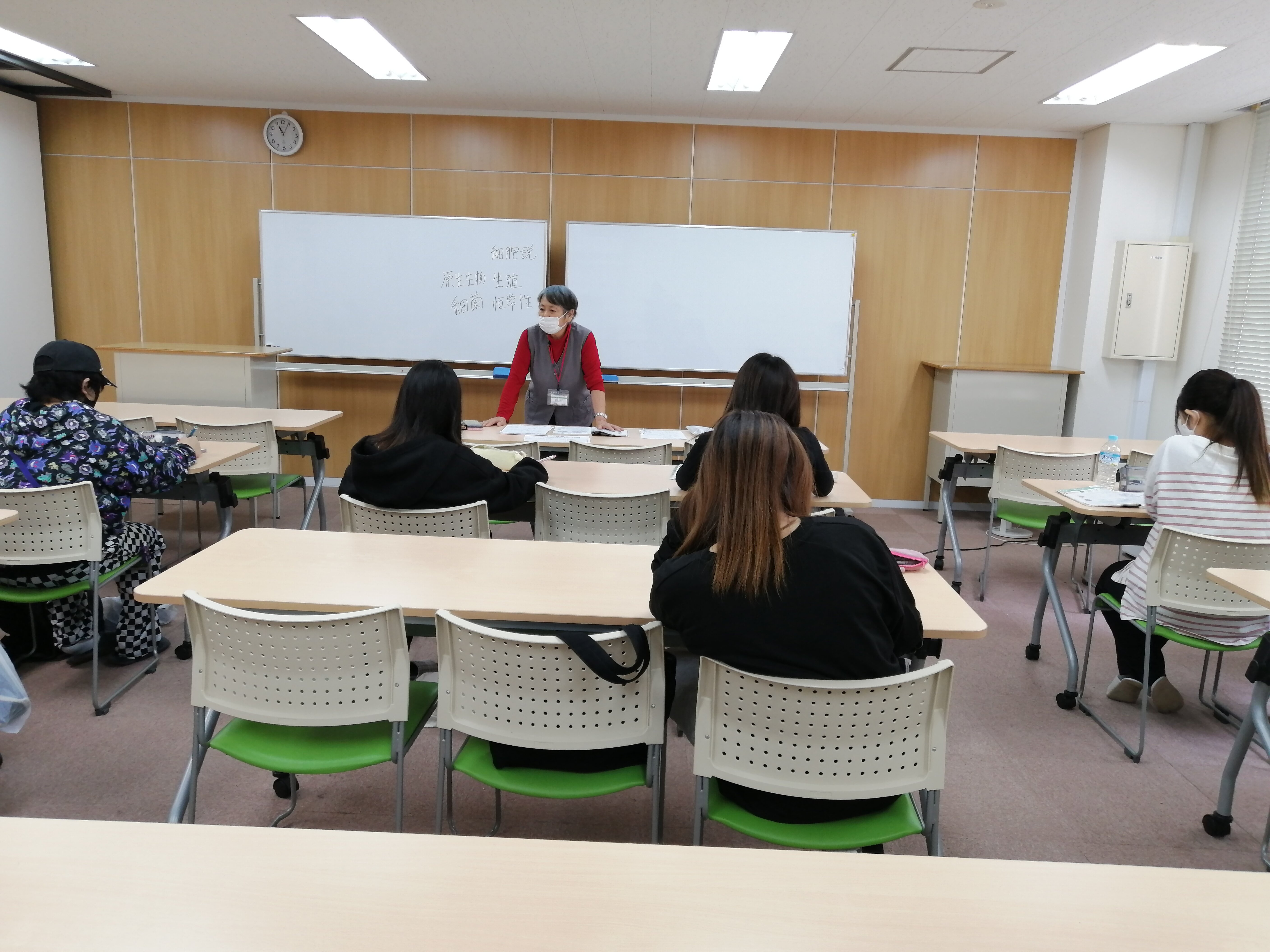 https://www.hchs.ed.jp/campus/yokkaichi/images/33db7d454fa73078e8ef041919a03ba9508430ed.jpg