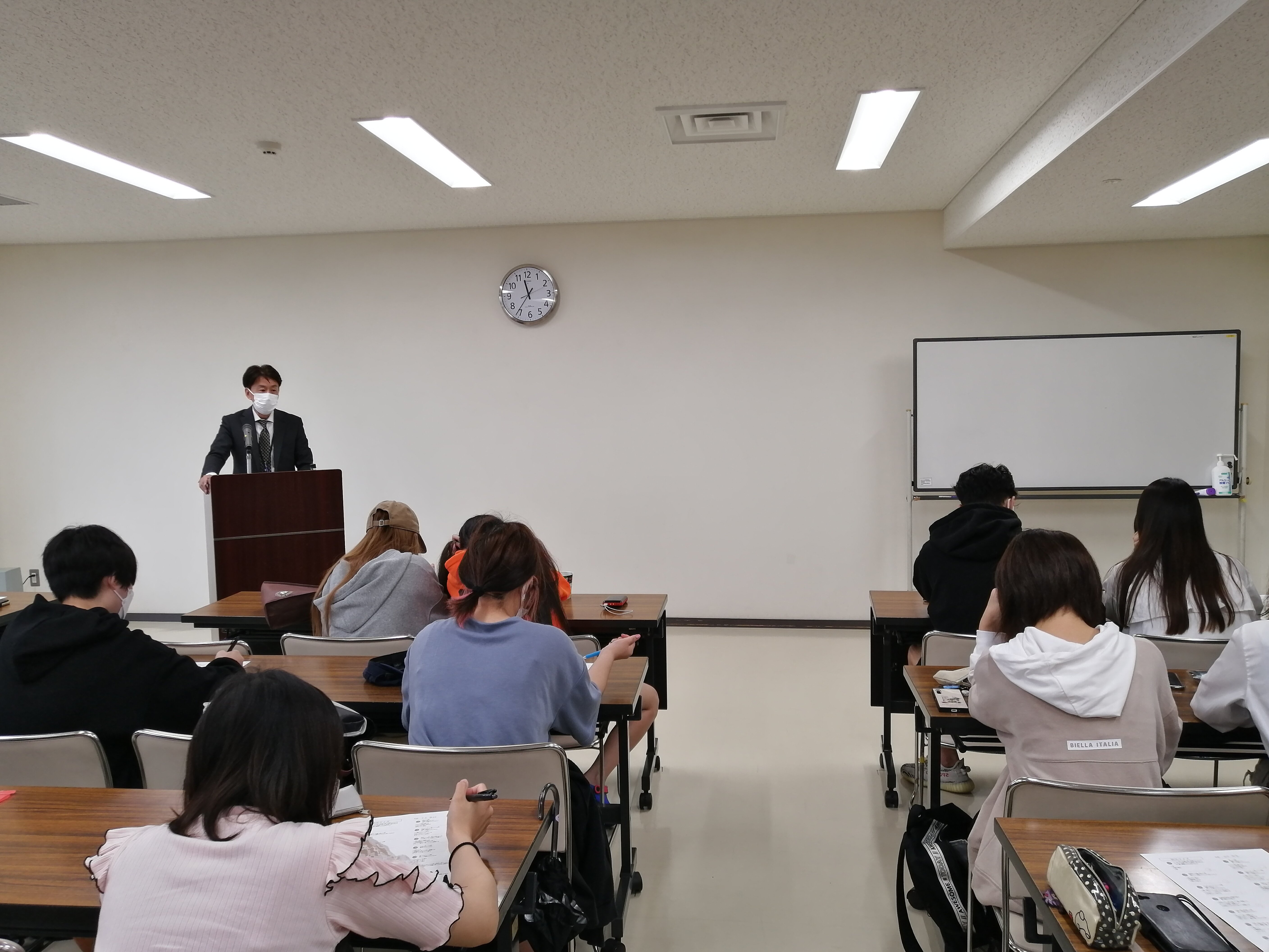 https://www.hchs.ed.jp/campus/yokkaichi/images/60dc75c907cce8a5f6beeeb2deca1b2e94e57392.jpg