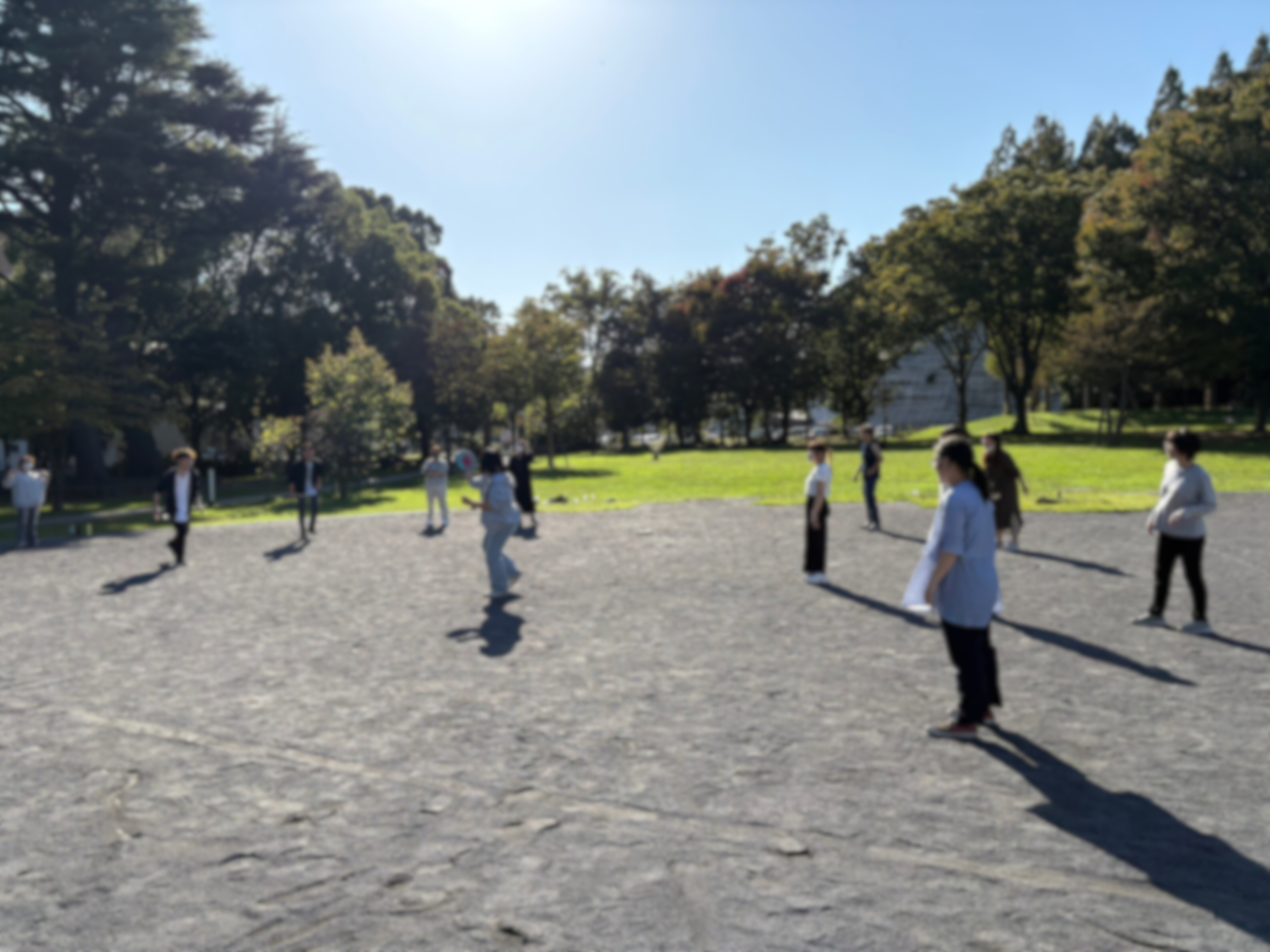 【秘密特訓中!】裏の公園でドッヂビーを猛練習!一体何が始まる⁉️